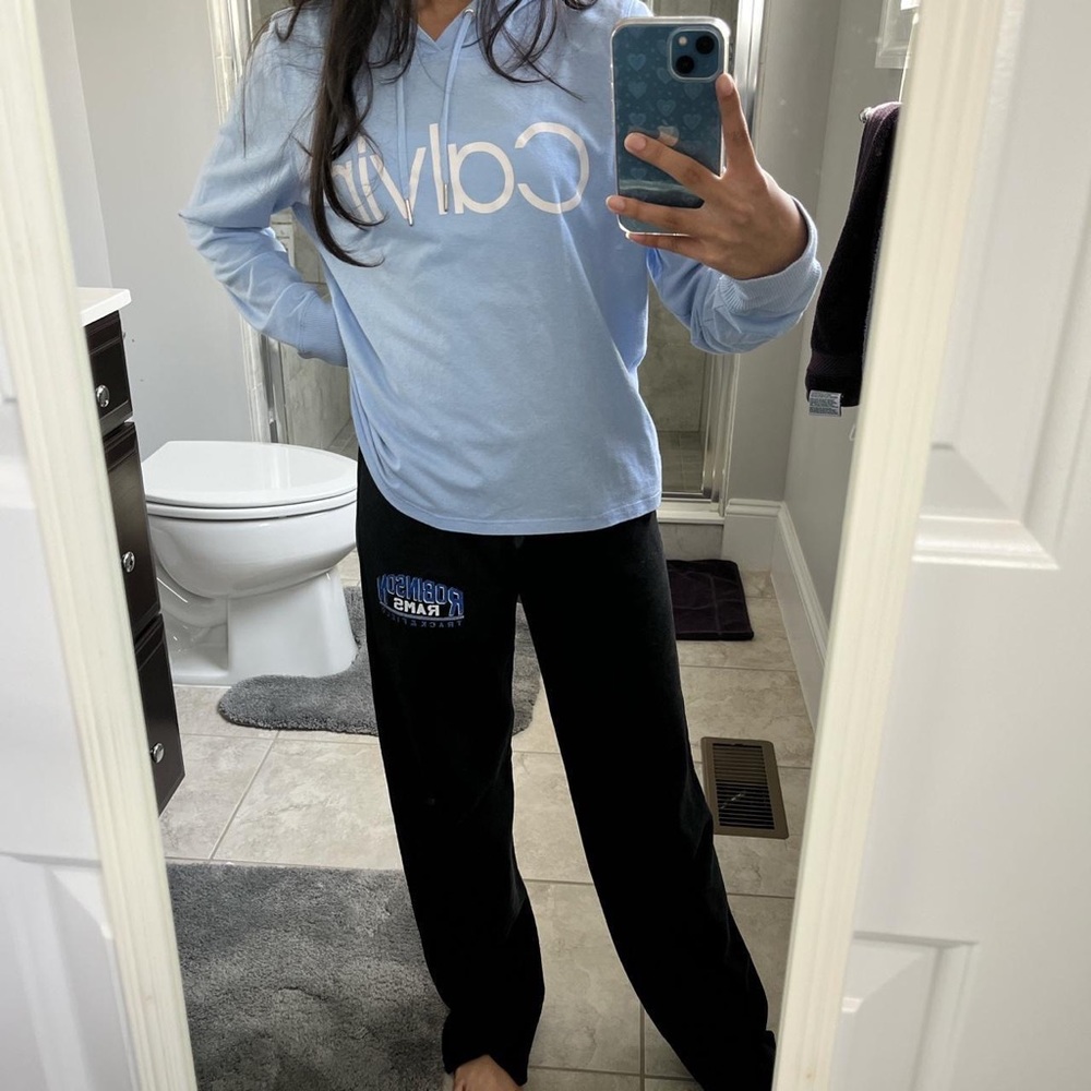 LIGHTLY WORN! calvin klein long sleeves pull over